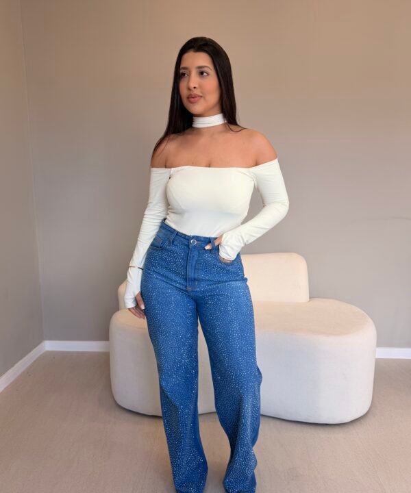 Alternative view of Calça Jeans Brilho Lavagem Escura Wide Leg Com Aplicações de Strass