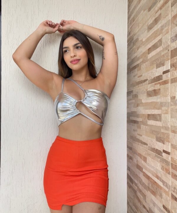 Alternative view of Cropped metalizado recortes carnaval