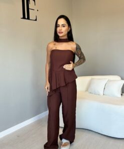 Conjunto Assimétrico Peplum